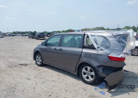 2018 Toyota Sienna L 7 Passenger from USA, damaged, VIN 5TDZZ3DC8JS901442